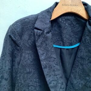Willow and Clay Black Floral Jacquard Blazer Jacket Long Sleeve Medium Euc